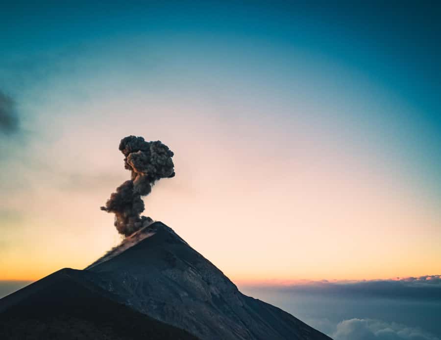 Acatenango Volcano Overnight Hike 2-Day Camping &Fuego Views - Guide Style, Group Size, and Communication on the Trail