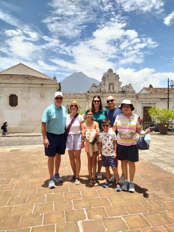 Antigua Guatemala: City Highlights Guided Walking Tour - Meeting at La Merced Church and Getting Oriented Fast