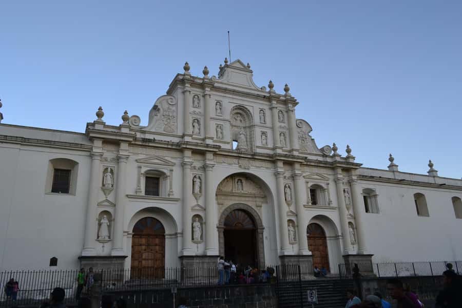Antigua Guatemala: Morning Tour from Guatemala City - Jade Factory and Museum, Craft Traditions You Can Actually Watch