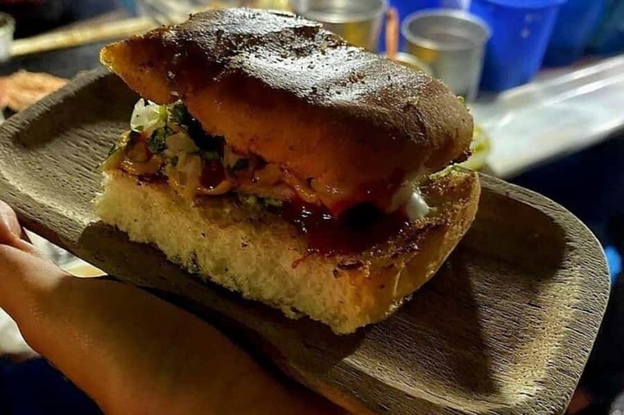 Antigua Local: Evening Street Food Tour with Dinner - Why the private guide experience often matters most