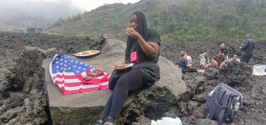 Antigua: Make & Eat Pizza at Pacaya Volcano Private Tour - The 7-hour flow: how the day typically unfolds