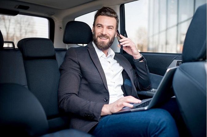 Biggvee Premium Airport One Way Transfer - Pickup at V.C. Bird: meeting point and first contact