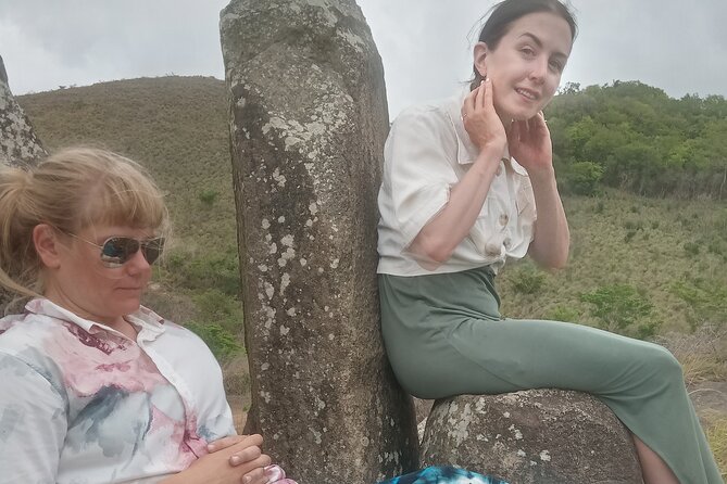 Caribbean Stonehenge - Hike on Green Castle Hill, Antigua. - Stop on Greencastle Hill: megaliths, astronomy talk, and what to look for