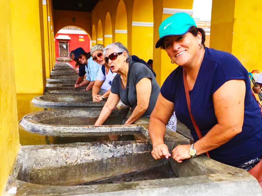 Combo Tour: Colonial Antigua & Guatemala City Explorer Tour - Back to Guatemala City: Las Américas Avenue to Berlin Wall pieces