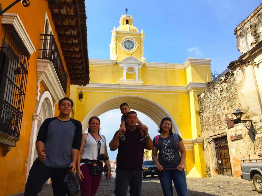 Combo Tour: Colonial Antigua & Guatemala City Explorer Tour - Antigua and Guatemala City, what this combo tour does well