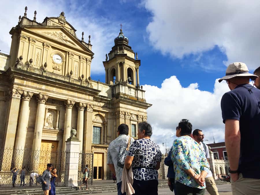 Combo Tour: Colonial Antigua & Guatemala City Explorer Tour - Santa Catalina Arch: a shortcut made by rules and history