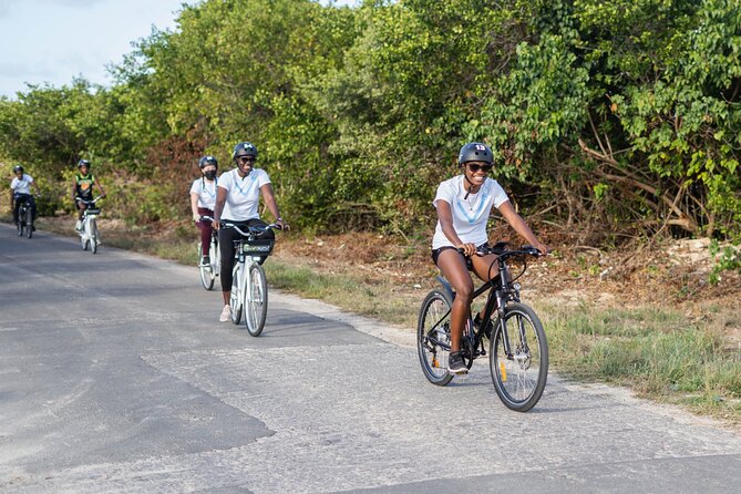 E-Bike Historical Sunset Tour in Fort James - Who should book this e-bike sunset tour (and who might not)