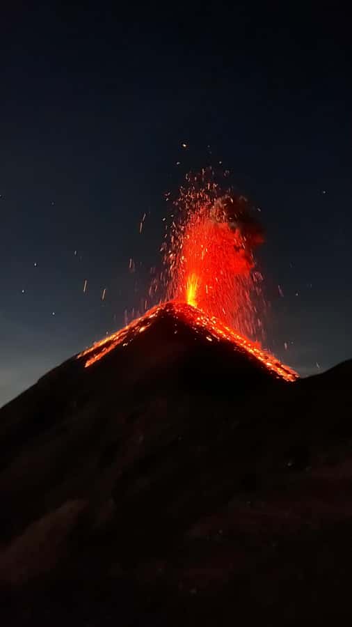 From Antigua: 2-Day Acatenango Volcano Hiking with Guide - Day 2 Summit Timing: The 4:00 a.m. Sunrise Push and the Descent Home