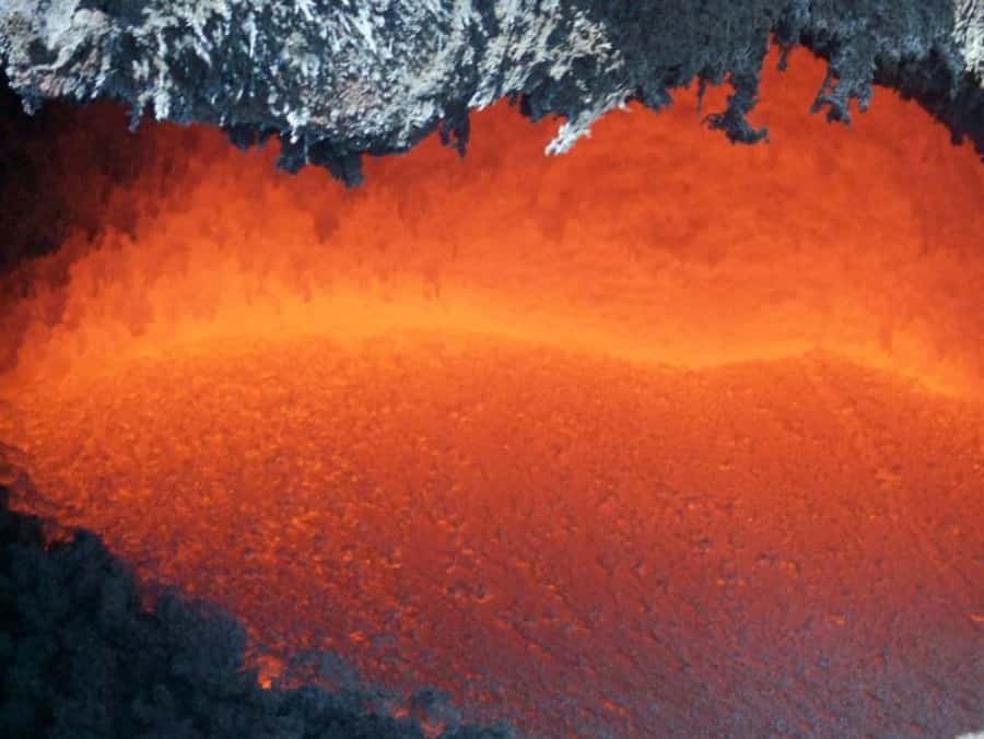 From Antigua: Pacaya Volcano Day Hike - 08:00 Morning vs 14:00 Sunset: How the 6 Hours Shape Your Experience