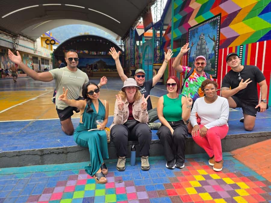 FROM ANTIGUA, ROUND TRIP: EXPLORING THE VILLAGES OF LAKE ATITLÁN. - San Juan La Laguna: Weaving Culture, Guided Walks, and Shopping With Purpose