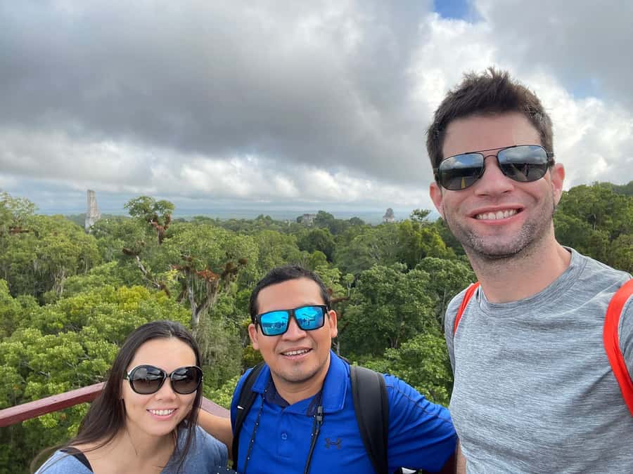 From Flores: Tikal VIP Exclusive cultural Tour All inclusive - Skipping the ticket line: more time for temples