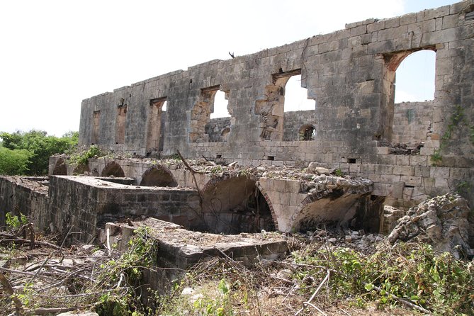 Historic Island Tour(Historic Barbuda tour also available)) - A smart half-day plan that covers Antigua’s eras