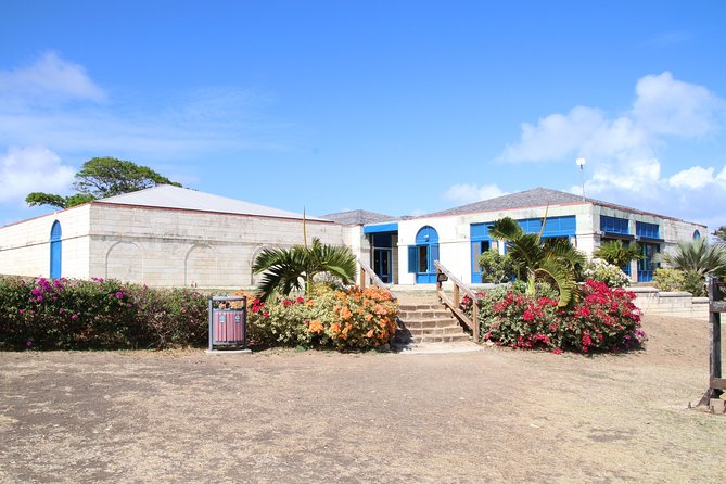 Historic Island Tour(Historic Barbuda tour also available)) - Dow’s Hill Interpretation Centre: a quick light-and-show primer