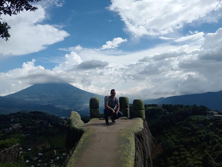 Hobbitenango and Antigua Tour: From Guatemala City - Antigua Guatemala with a live guide: landmarks and a sensible walking flow
