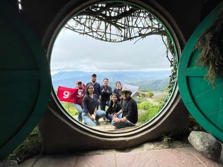 Hobbitenango & Antigua Shared Day Tour - Van, bus, van, coach: how transportation affects the vibe
