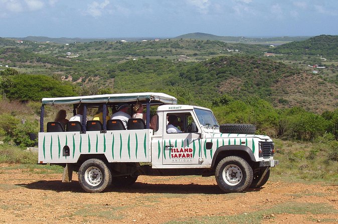 Island Safari Discovery - The historic plantation stop and learning the slavery legacy