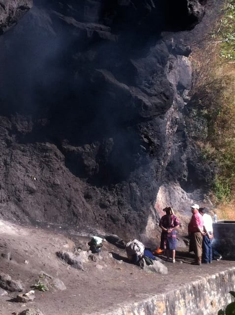 Lake Atitlan: Mayan Ceremony at the Sacred Caves - The ceremony moment: fire cleansing, smoke, and calendar meanings