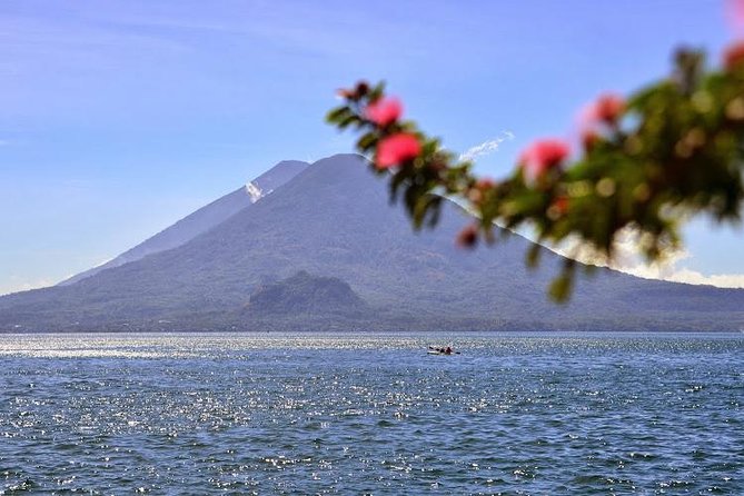 Lake Atitlán Sightseeing Cruise with Transport from Guatemala City - Panajachel on Santander Street: browsing, lunch decisions, and cash tips