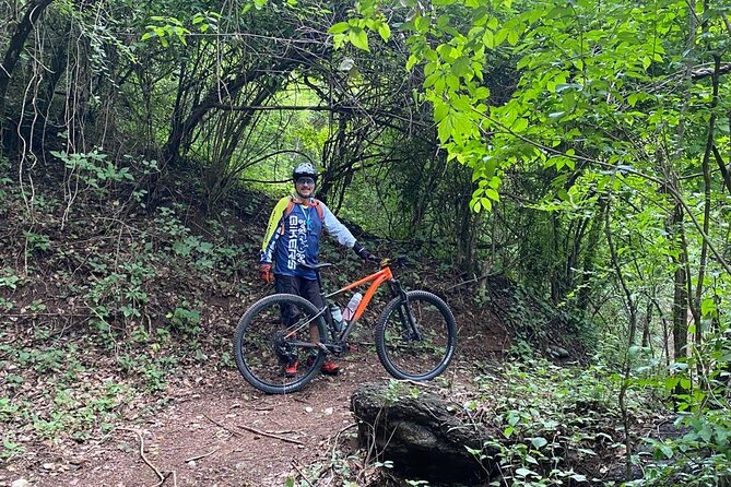 Mountain Bike Tour through Guatemala - The Tecpan Route: 25 Km, Rural Roads, Climbing, And Big Views