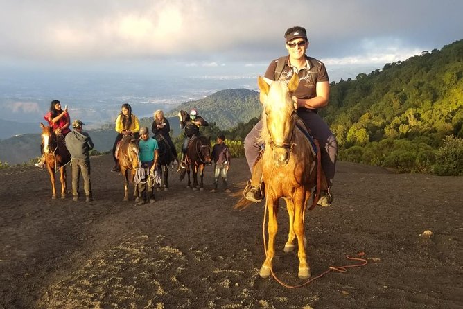 Pacaya Volcano Hikking from Guatemala City - The optional horse ride and why extra cash can help