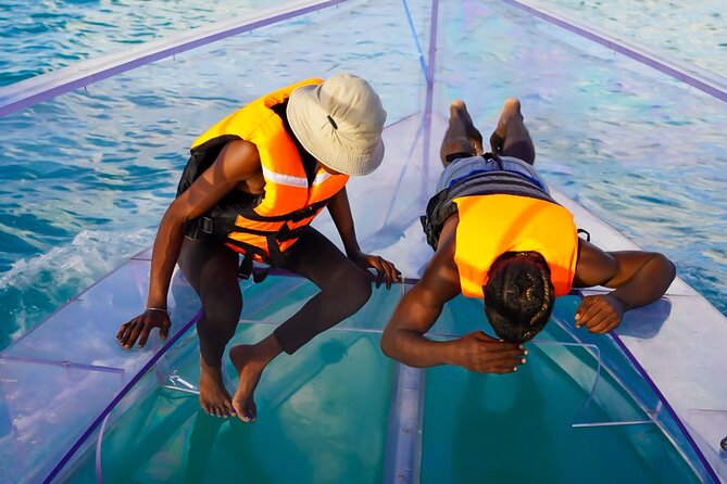 Reef Explorers Transparent Boat and Beach Tour - Crew Energy and What It Means for Your Trip