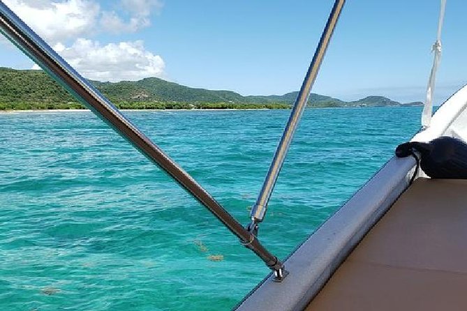 Snorkel and Exclusive Beach Exploration in Antigua - On-board snacks and drinks: the good stuff is part of the schedule