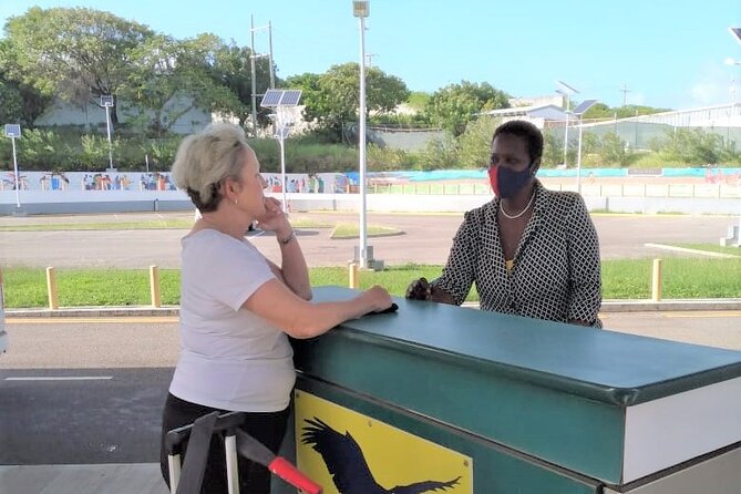 VIP Meet and Greet Fast Track on Arrival at Antigua Airport - without Transfers - Baggage claim, where the escort really helps